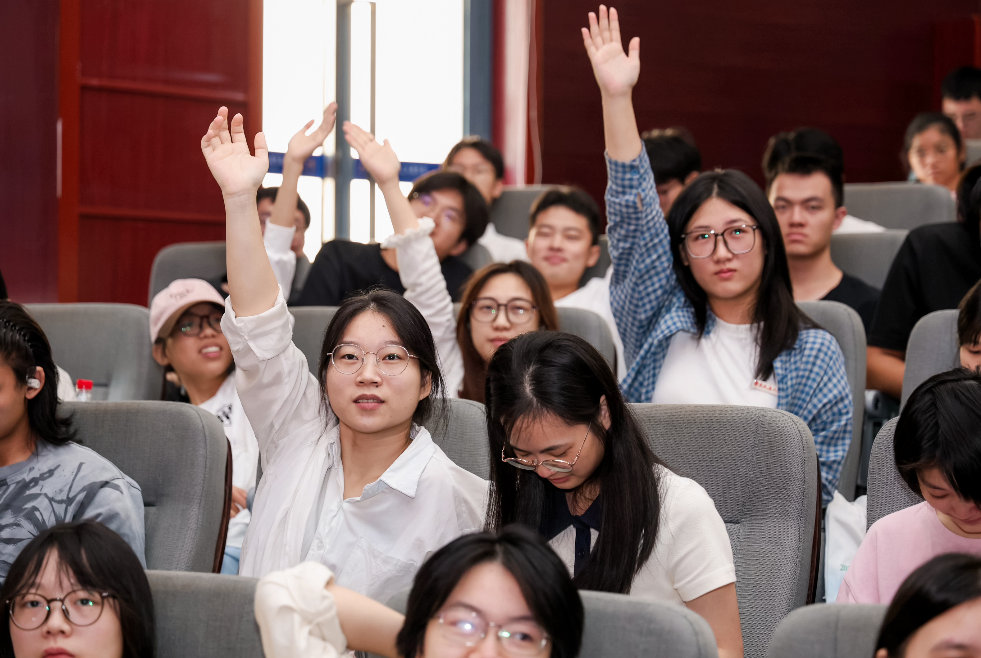 2025年江西省無線電管理科普進校園暨無線電法治宣傳啟動儀式在南昌舉行